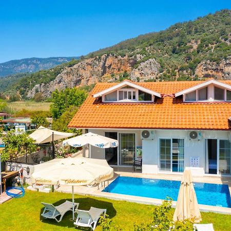 Villa Zonkdemir ダルヤン エクステリア 写真