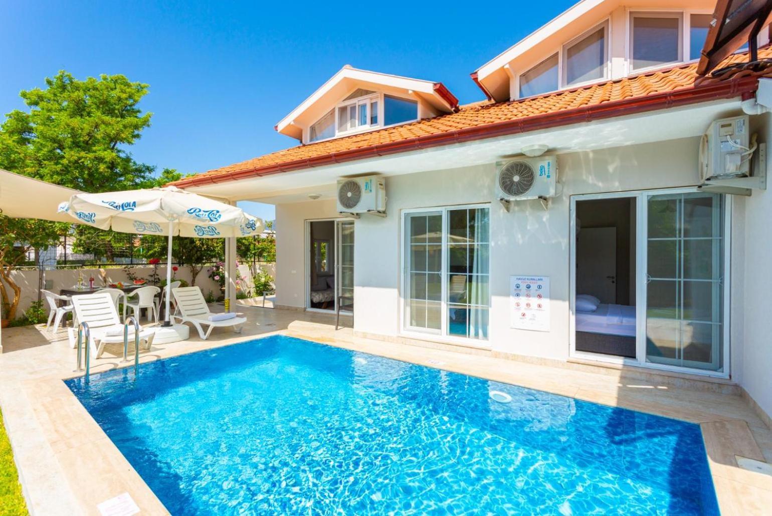 Villa Zonkdemir ダルヤン エクステリア 写真