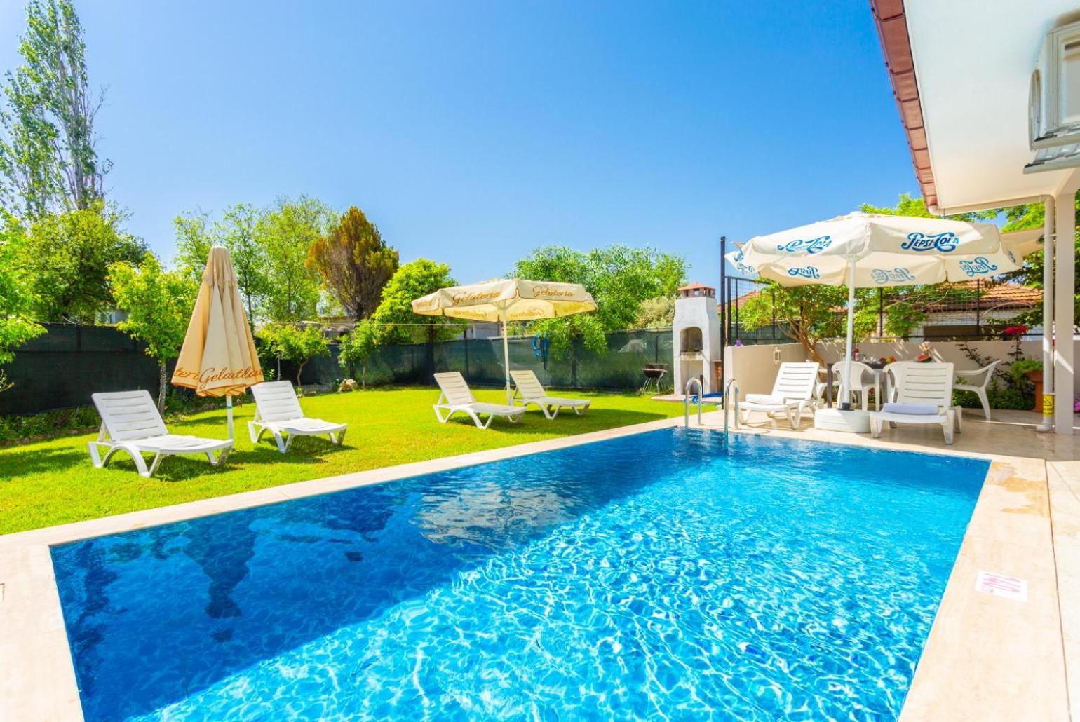 Villa Zonkdemir ダルヤン エクステリア 写真